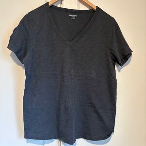 Old Navy Women’s Cotton V-Neck T-Shirt